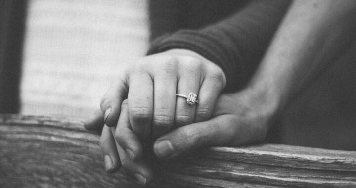 Fernbeziehung und psychische Belastung: Wenn Liebe auf Distanz zur Herausforderung wird